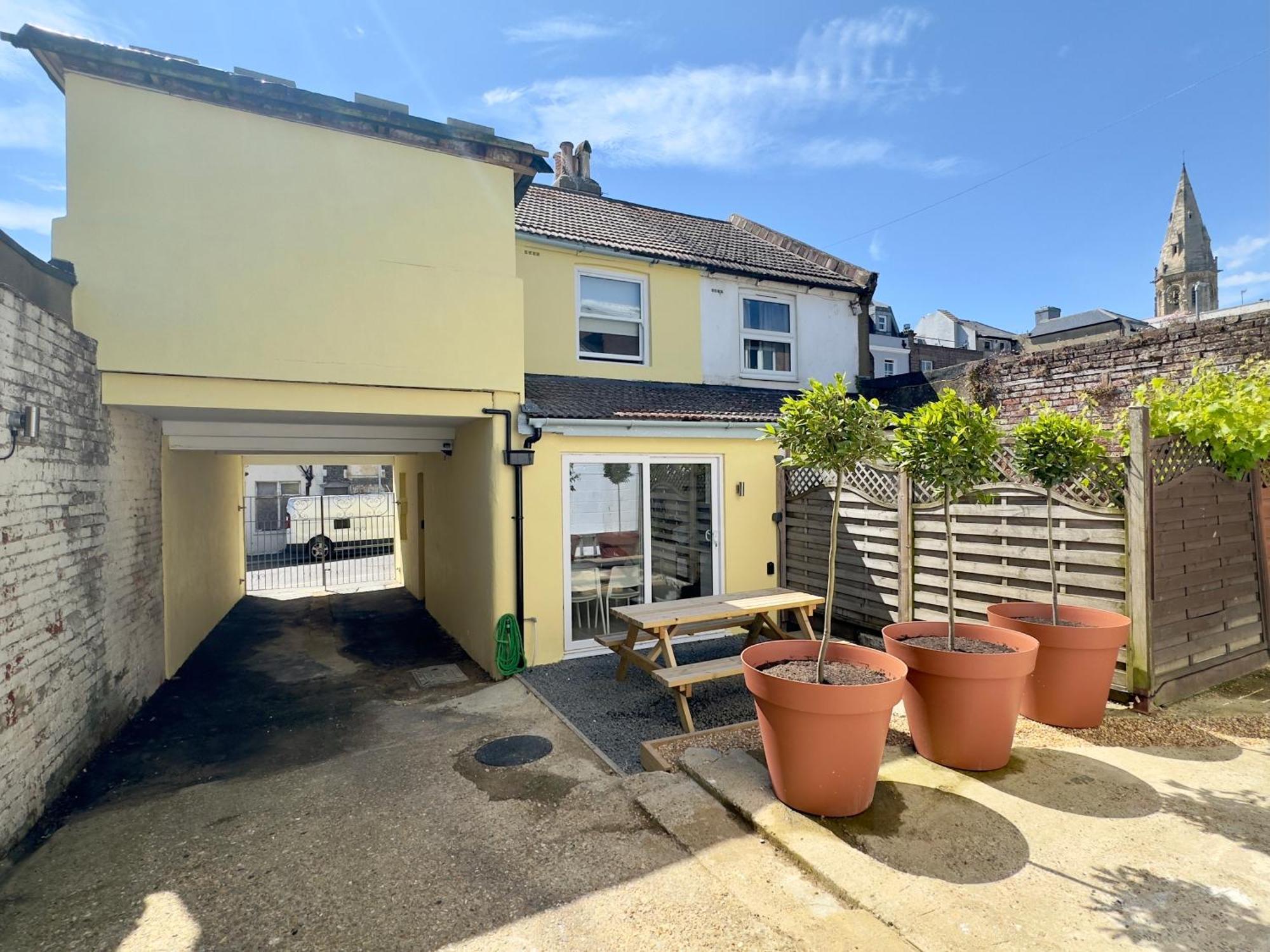 Buttercup Cottage Off-Street Parking 2 Large Suvs 3 Minutes To Beach St Leonards-on-Sea Exterior photo